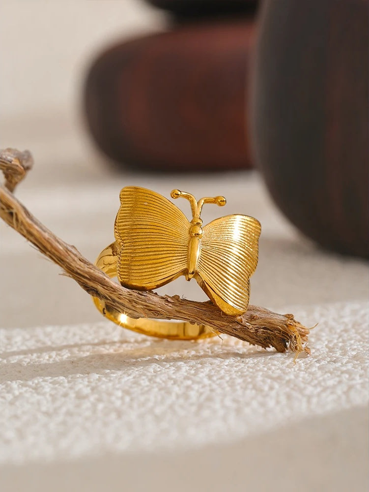 Metal cast integrated butterfly modern ring - product image
