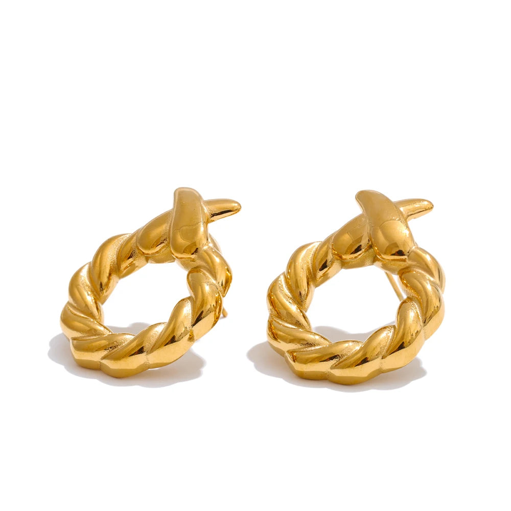 Metal round hollow modern stud earrings - product image