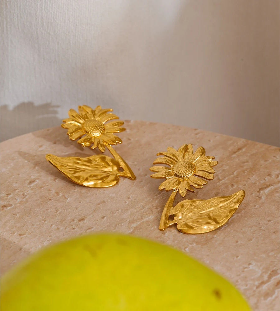Metal sunflower golden stud earrings women's daily - product image