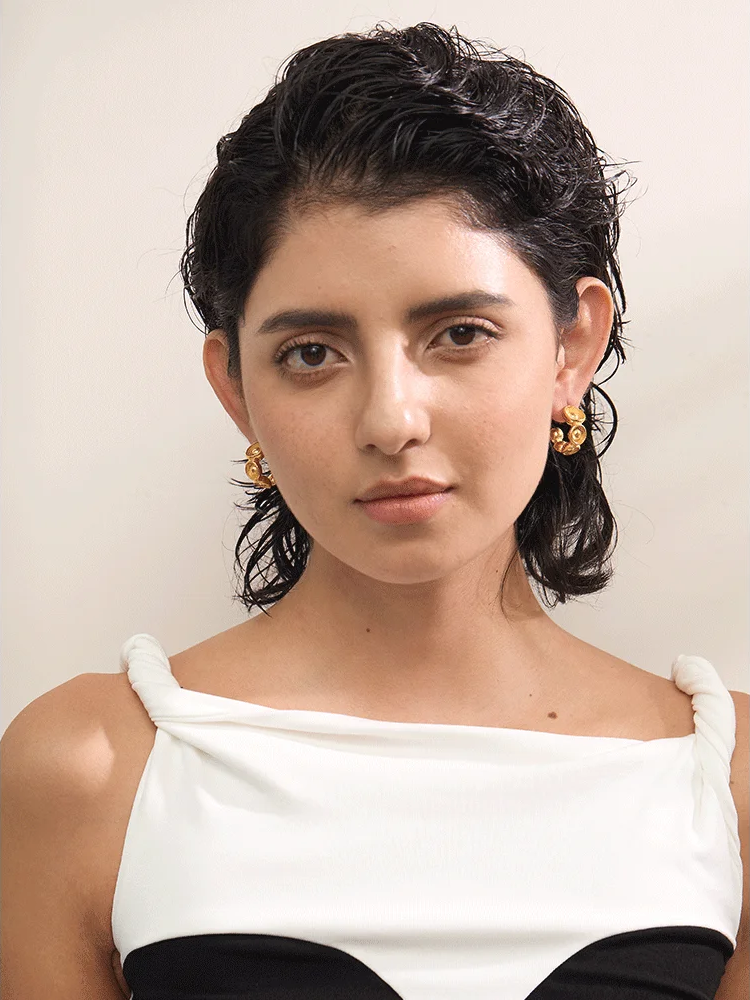 Minimalist c shape hoop earrings anti allergic - product image