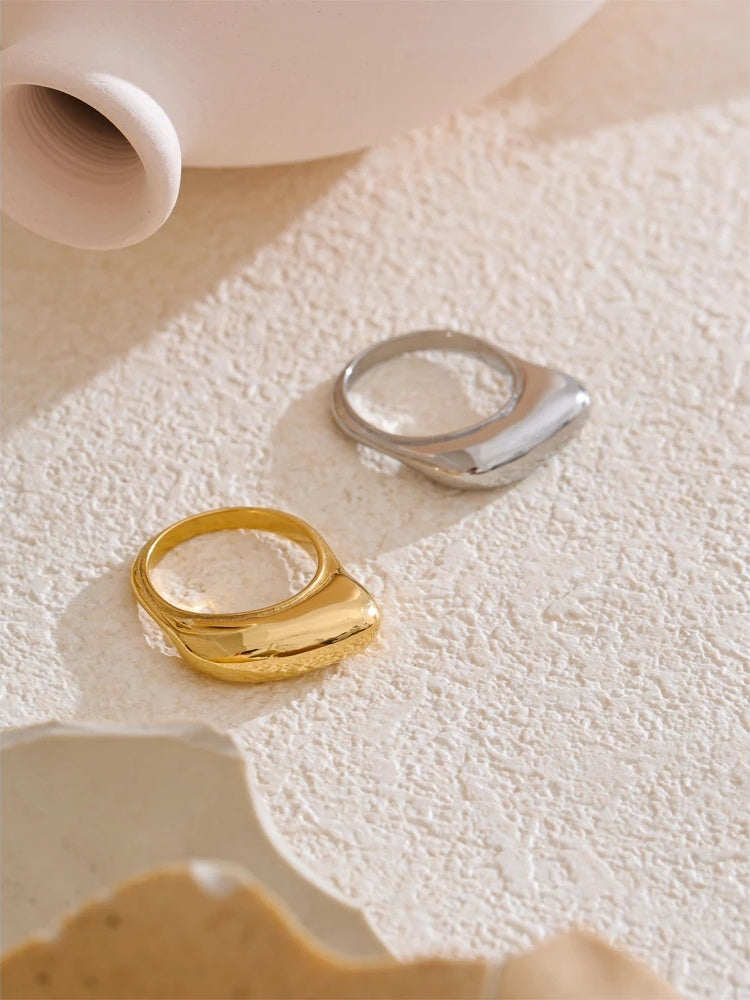 Minimalist casting modern waterproof fashion ring - product image