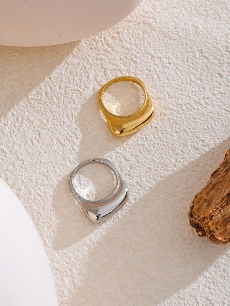 Minimalist casting modern waterproof fashion ring - product image