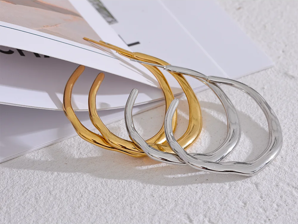 Minimalist contemporary chic waterproof hoop earrings - product image