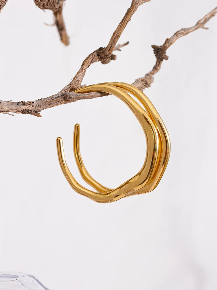 Minimalist contemporary chic waterproof hoop earrings - product image