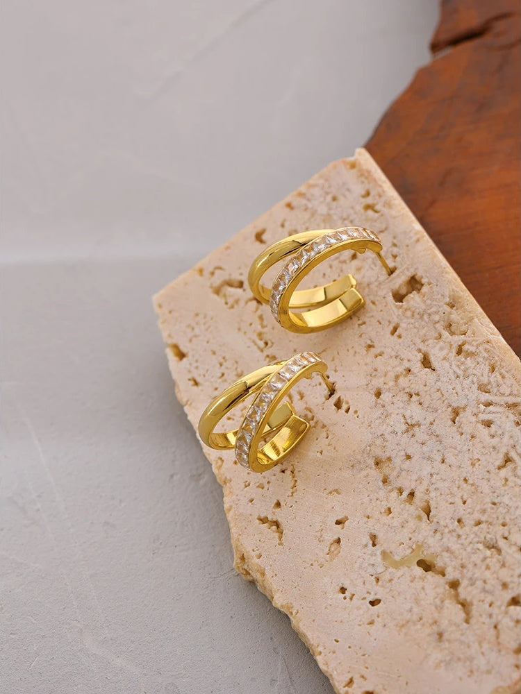 Minimalist cubic zirconia bling stud earrings - product image