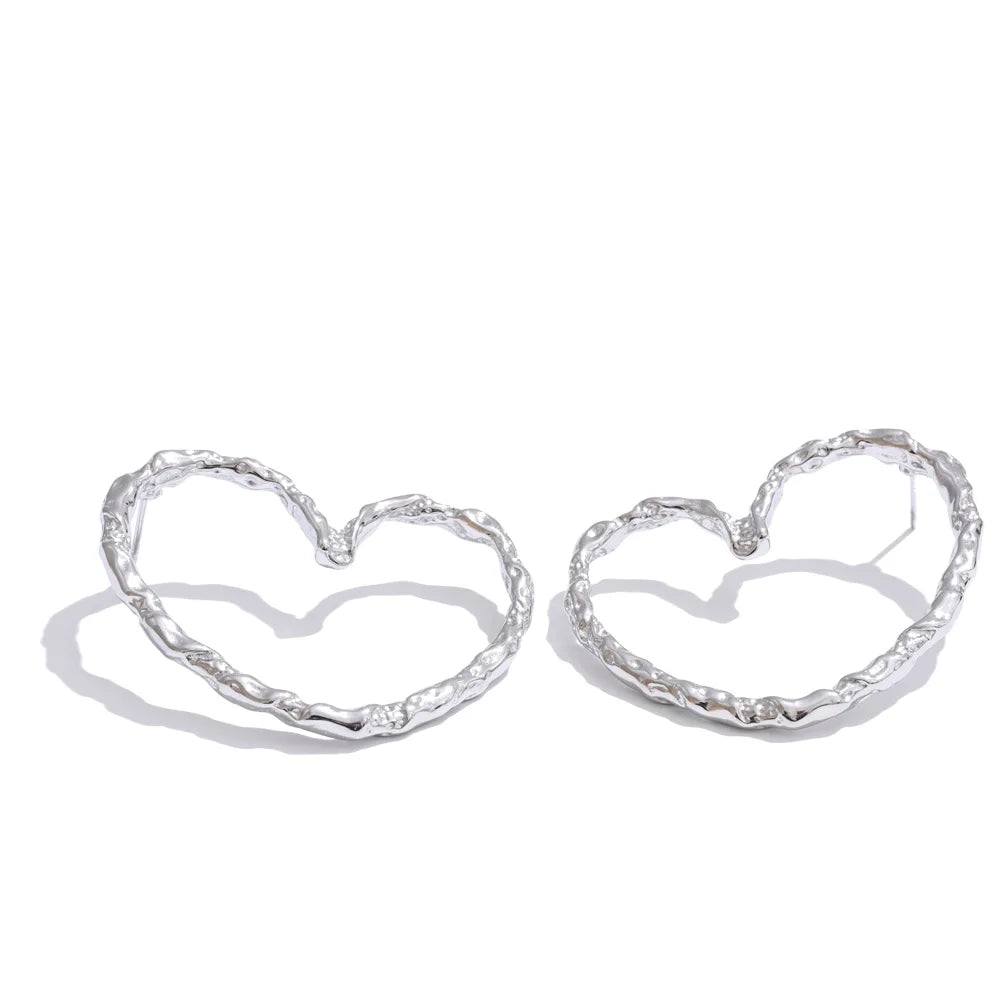 Minimalist heart stainless steel stud earrings - product image