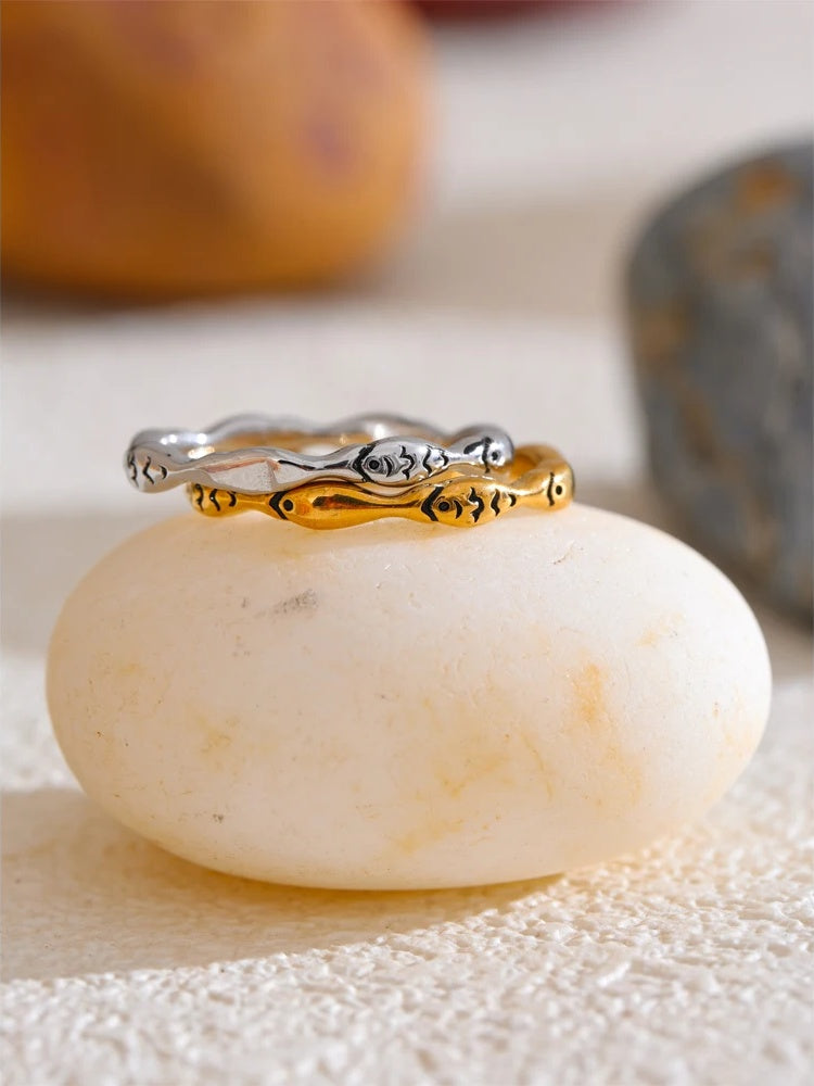 Minimalist stainless steel cute fish ring - product image