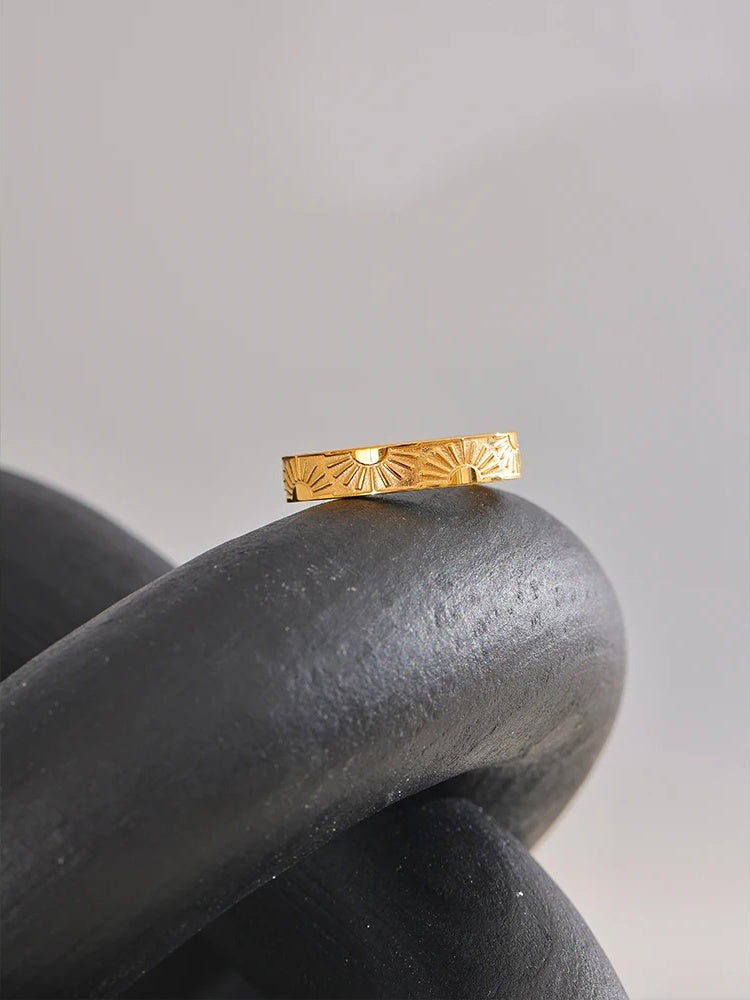 Minimalist sun round finger individualistic ring - product image