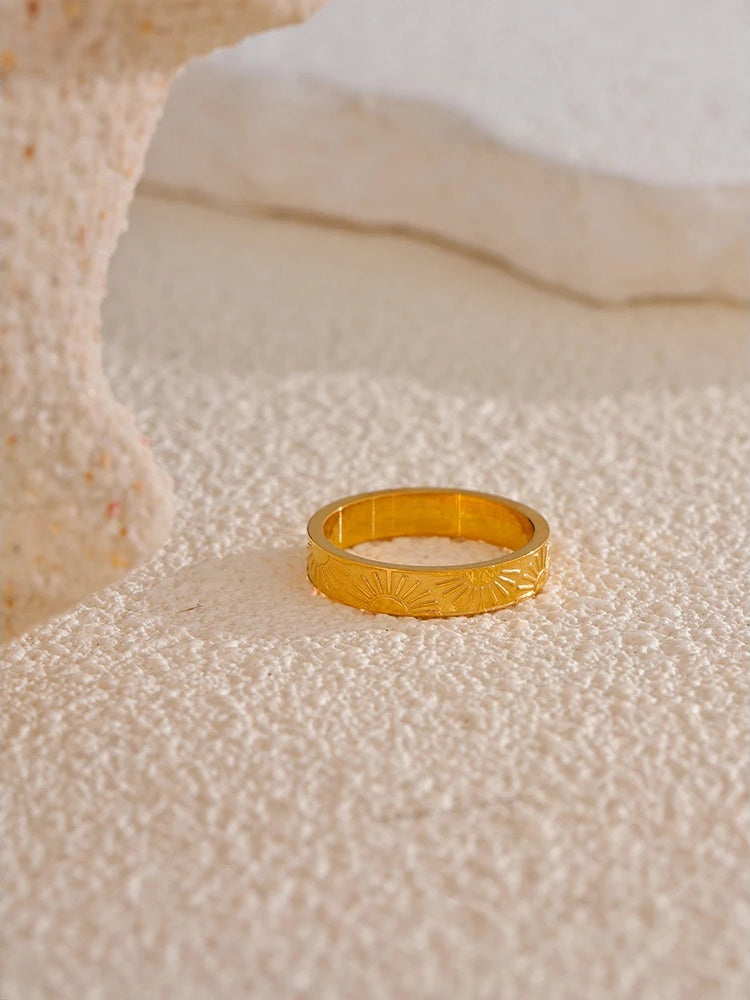Minimalist sun round finger individualistic ring - product image