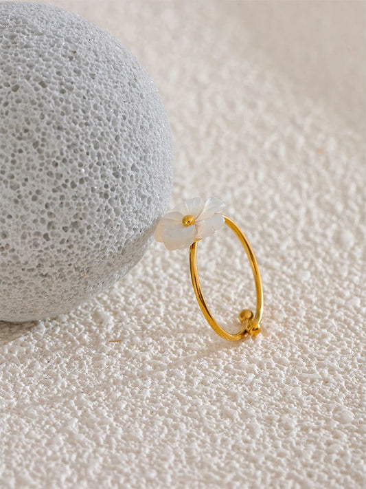 Natural shell flower open adjustable ring - product image