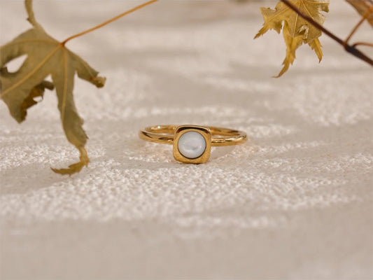 Natural shell square charm chic fashion ring - product image