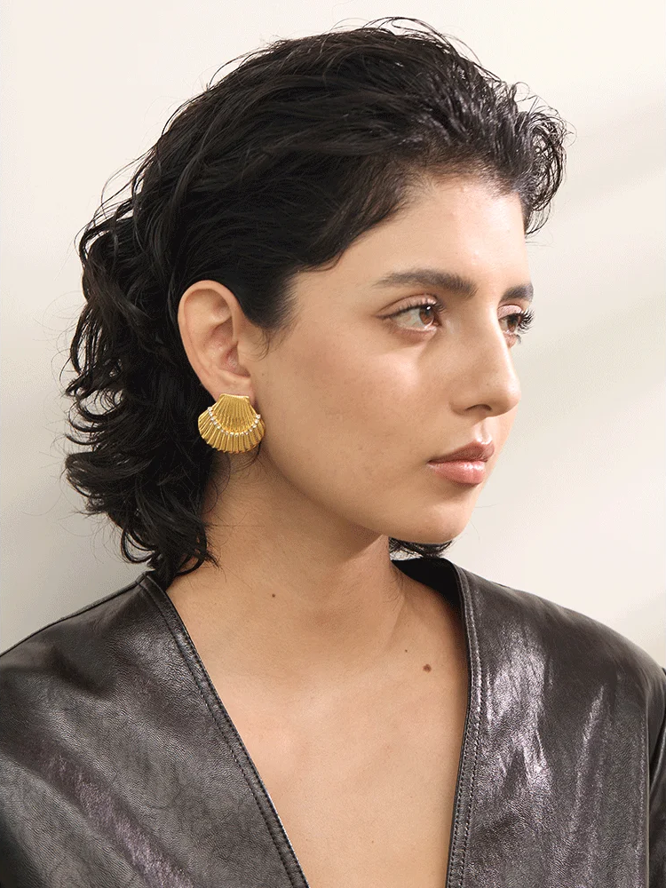 Ocean shell zircon summer holiday stud earrings - product image