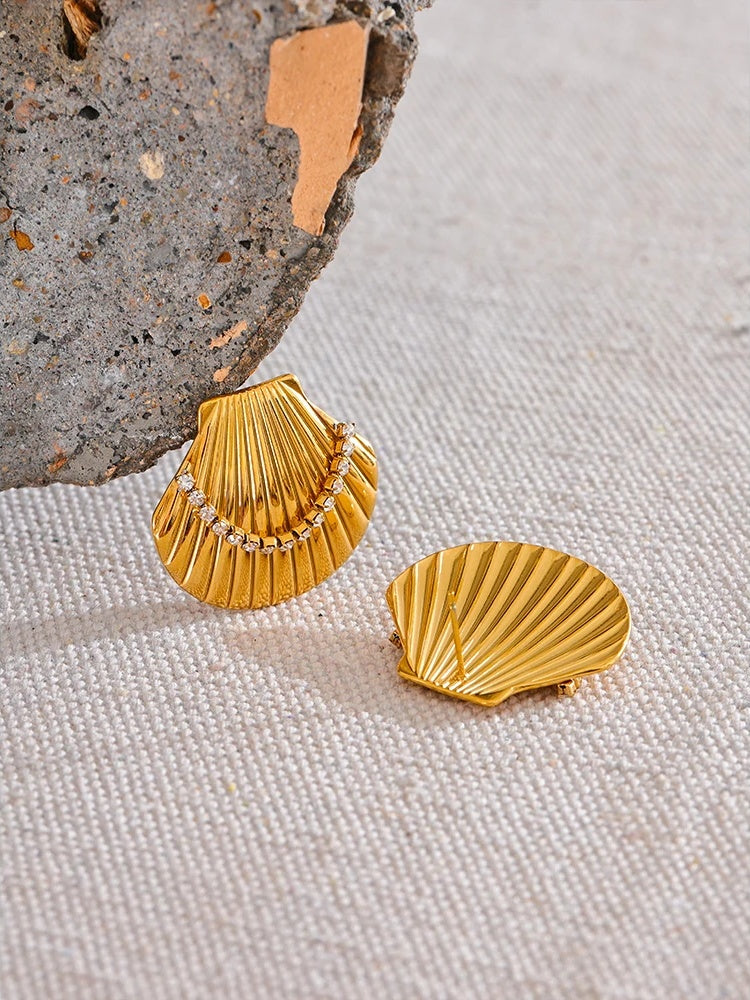 Ocean shell zircon summer holiday stud earrings - product image