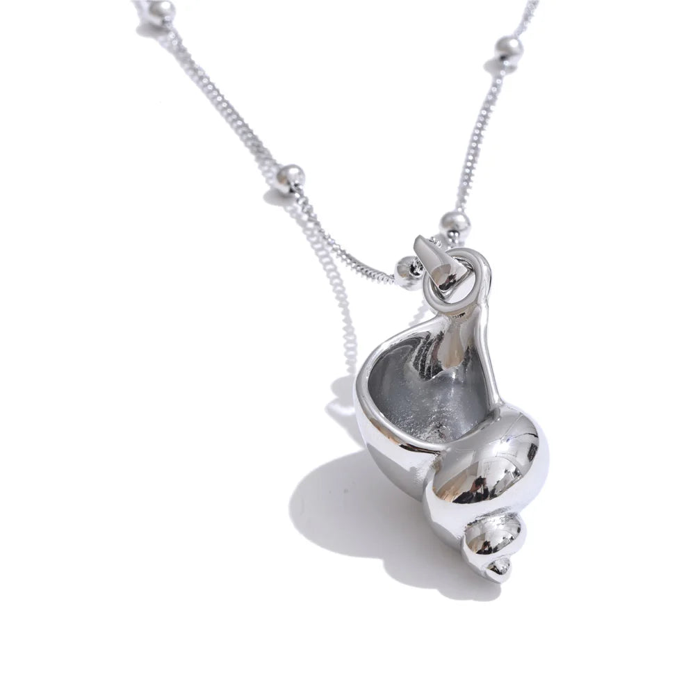 Ocean style metal conch pendant necklace - product image