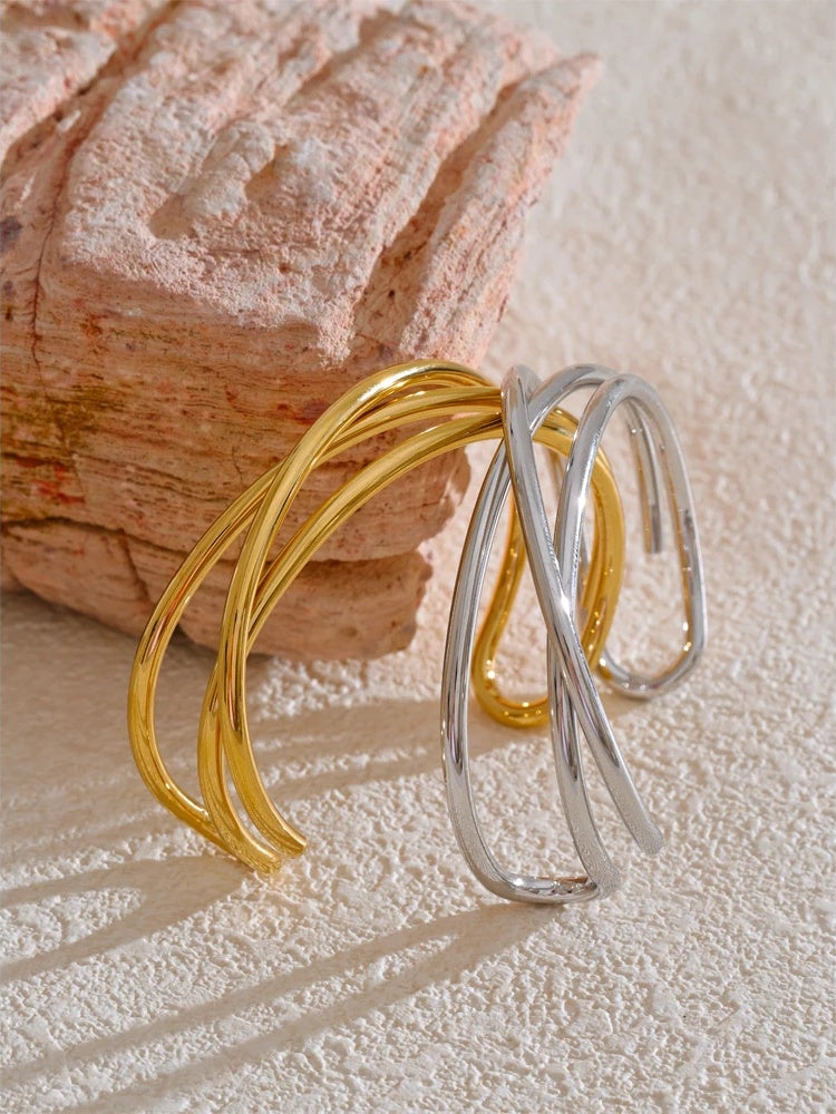 Open hollow line contemporary cuff bracelet - product image