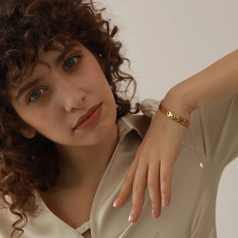 Polished link chain adjustable charm bracelet - product image