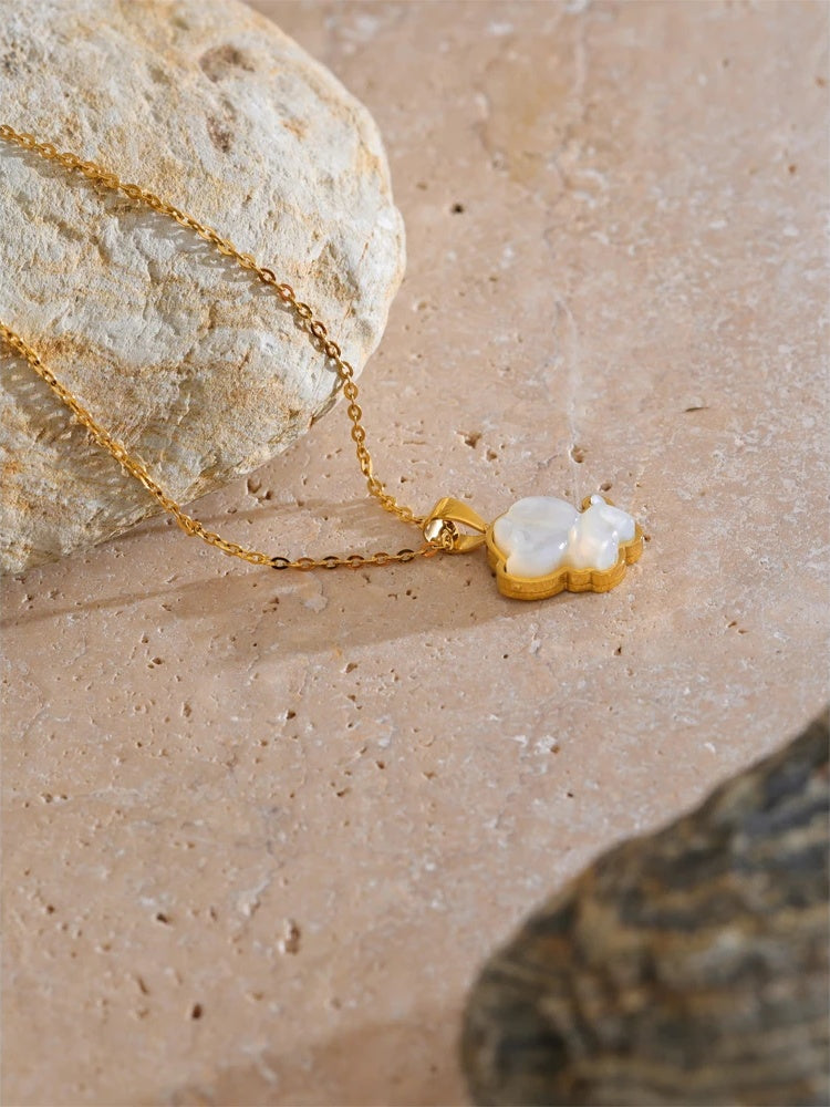 Shell puppy dog pendant necklace women's trendy - product image