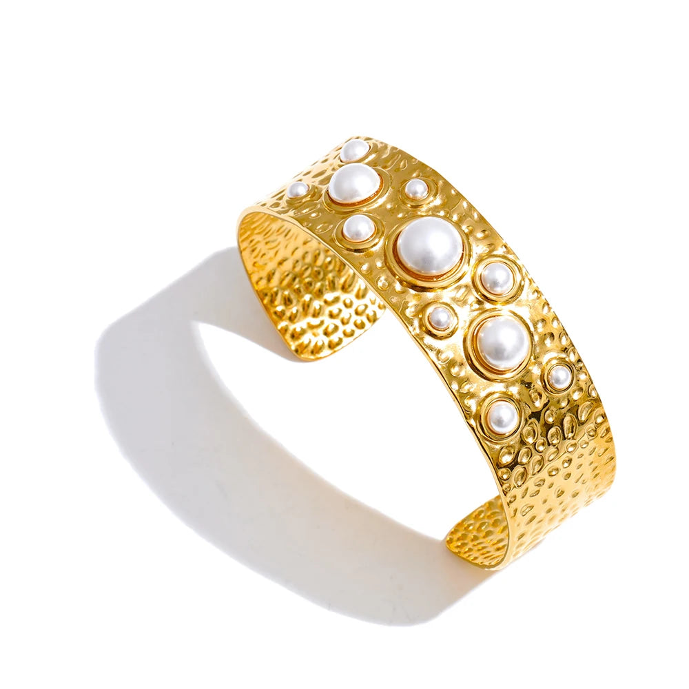 Simulated pearls hammer metal fashion cuff bracelet - product image