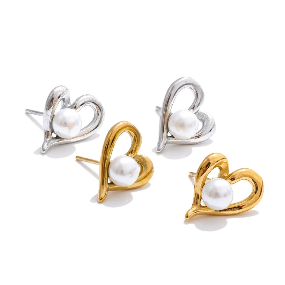 Simulated pearls heart love daily stud earrings - product image