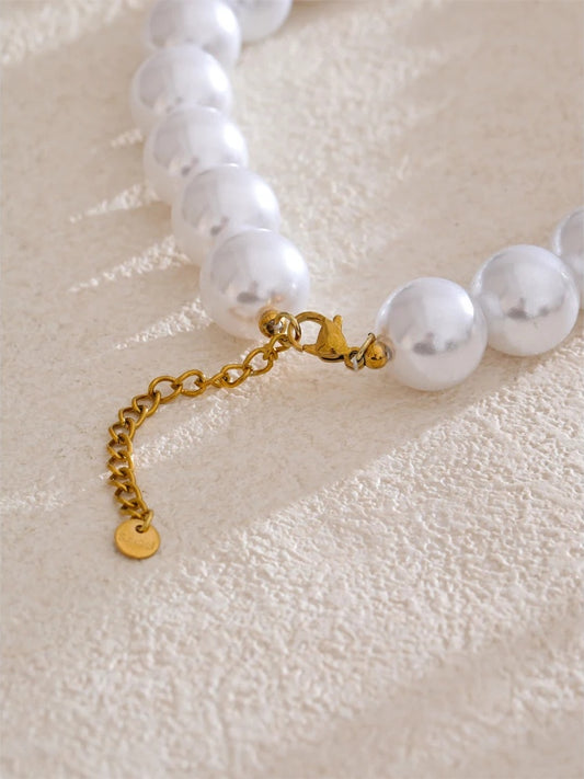 Simulated pearls round beads fruit apple pendant necklace - product image