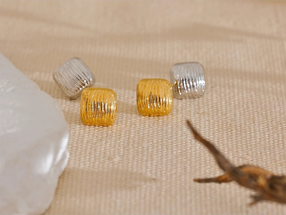 Small square metal stud earrings women - product image