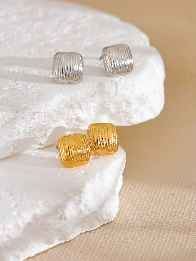 Small square metal stud earrings women - product image