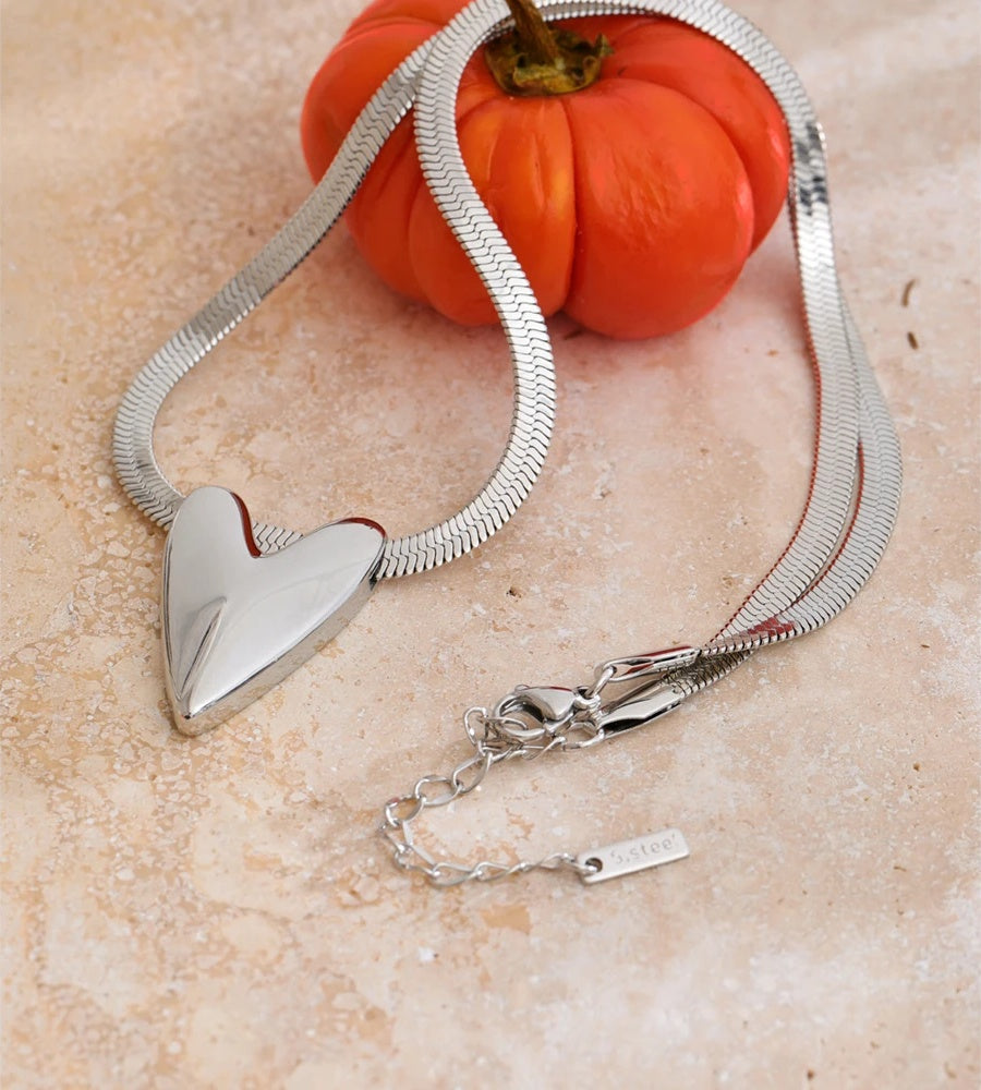 Smooth heart pendant snake chain necklace - product image