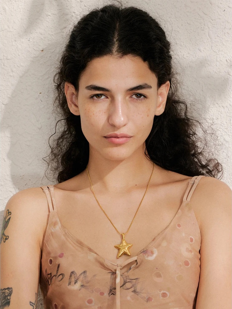 Star cast long pendant chain necklace - product image