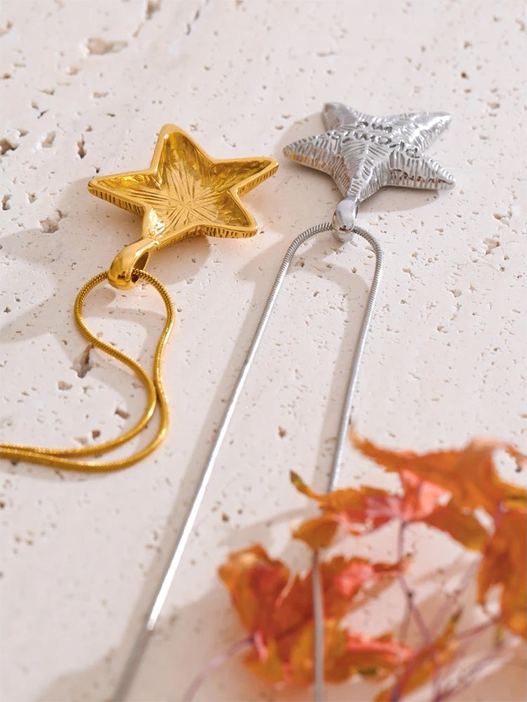 Star cast long pendant chain necklace - product image