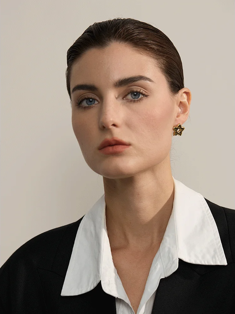 Star daily minimalist cast stud earrings women - product image