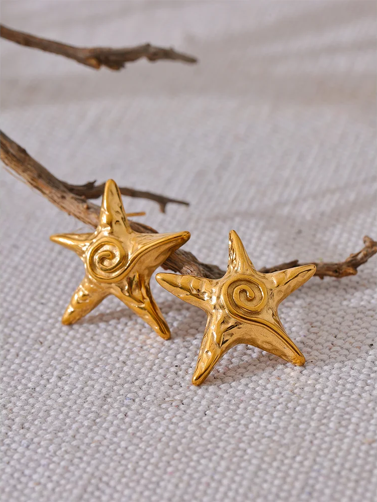 Star shaped stud earrings - product image
