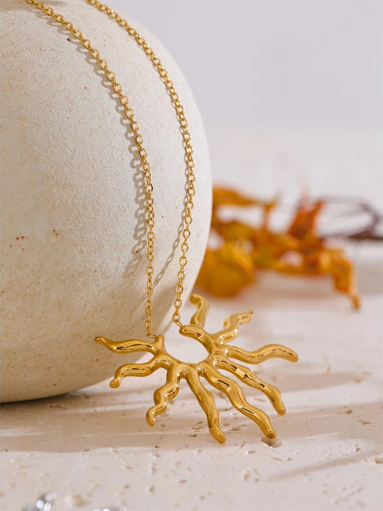 Sun pendant minimalist necklace metal trendy women - product image