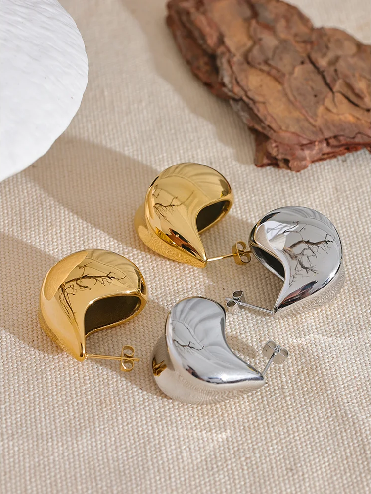 Thicker chunky hollow contemporary stud earrings - product image