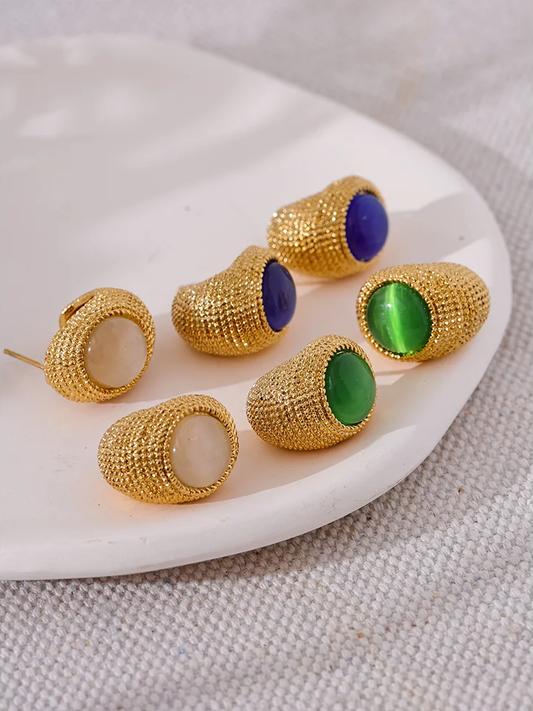 Vintage cat eye stone c shape minimalist earrings - product image