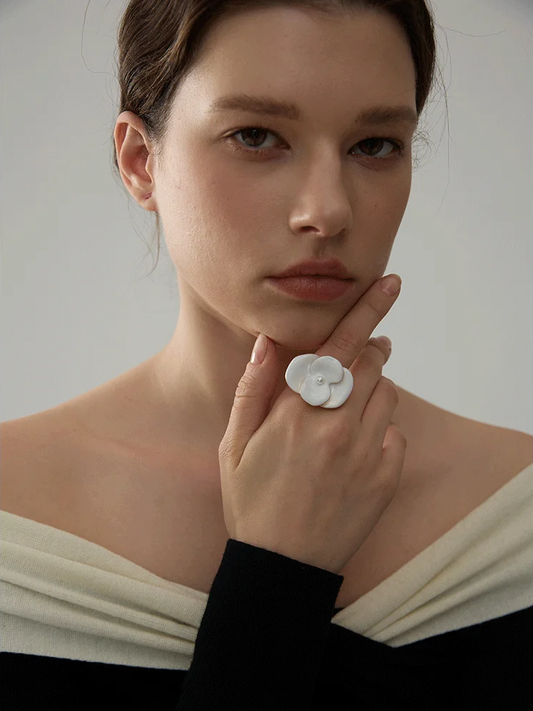 White enamel flower adjustable waterproof women's ring - product image
