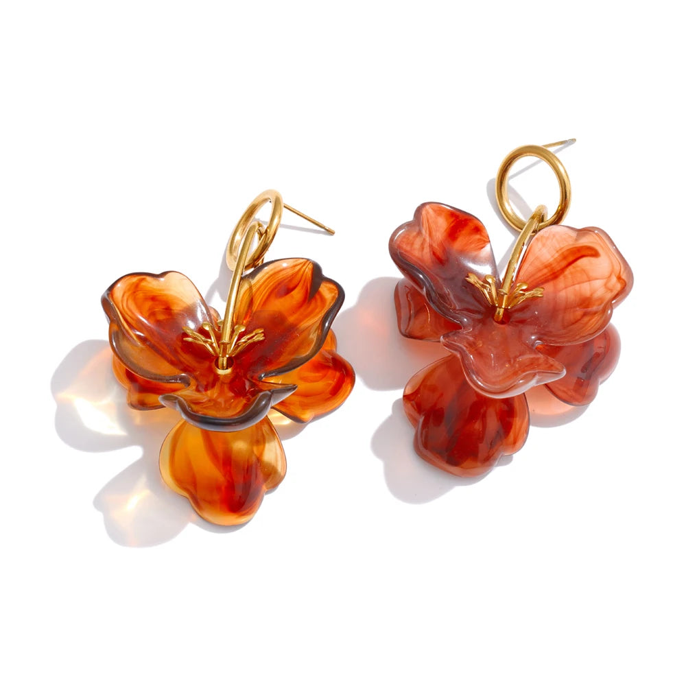 White resin flower dangle summer earrings - product image