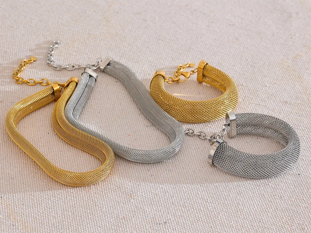 Wide collar metal necklace bracelet bangle set - product image