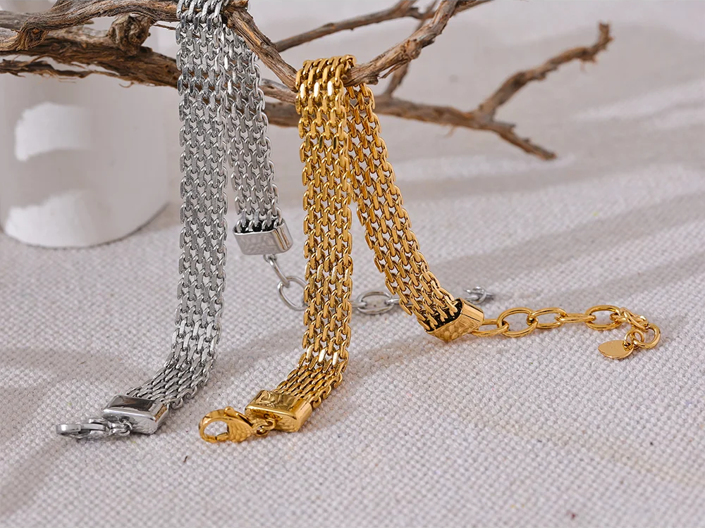 Wide cuban chain charm bracelet unisex - product image