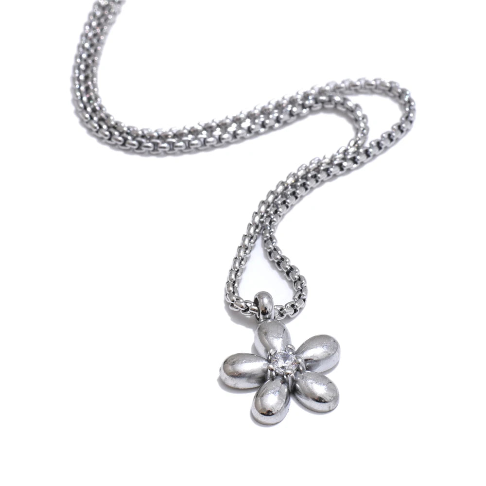 Zirconia flower pendant necklace bracelet earrings set - product image