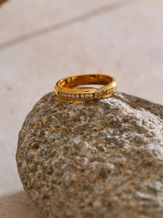Zirconia round square smooth ring - product image