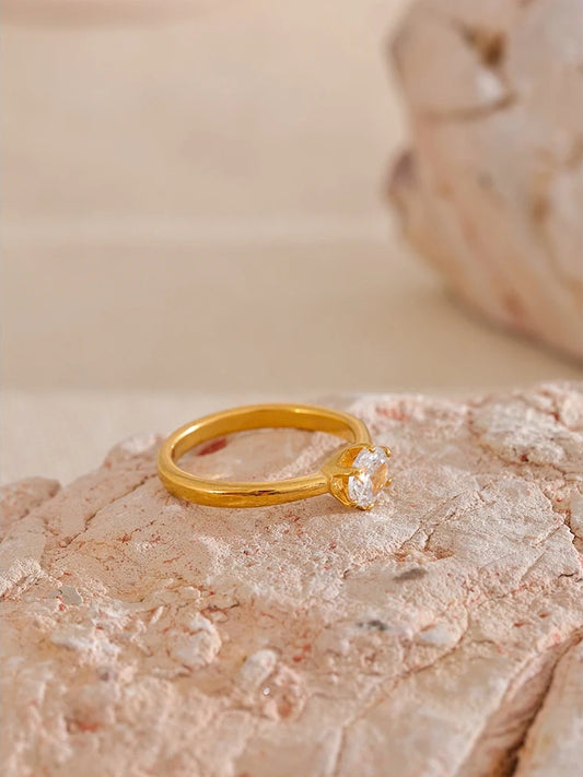 Aaa cubic zirconia classic fashion ring - product image