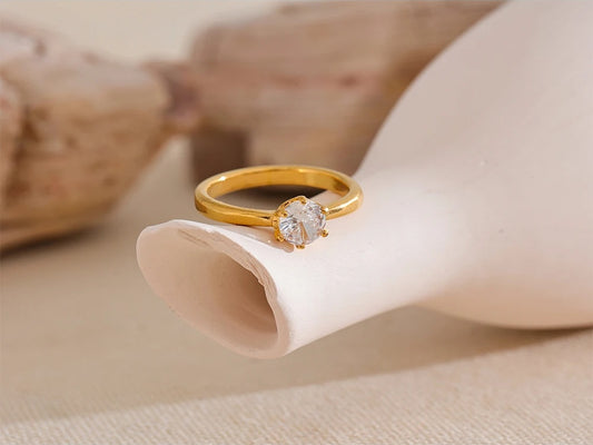 Aaa cubic zirconia classic fashion ring - product image
