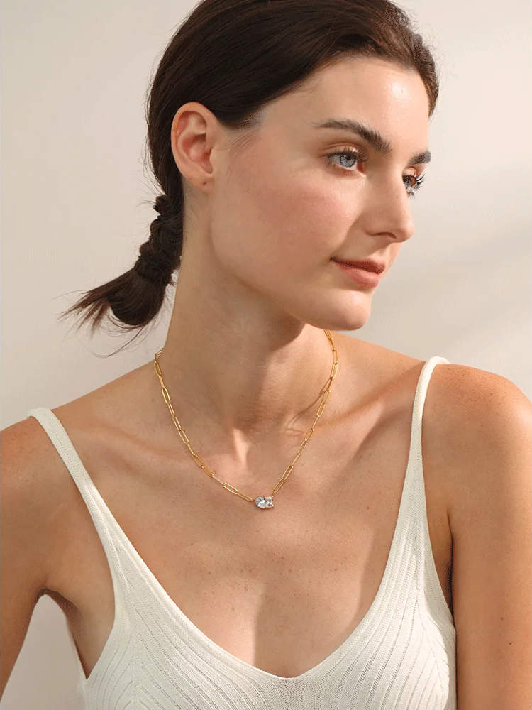 Aaa cubic zirconia gold color minimalist pendant - product image