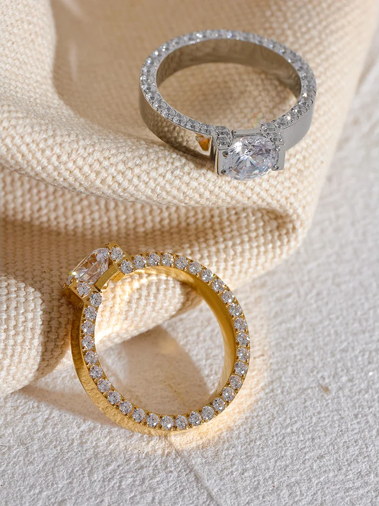 Aaa cubic zirconia modern gold ring - product image