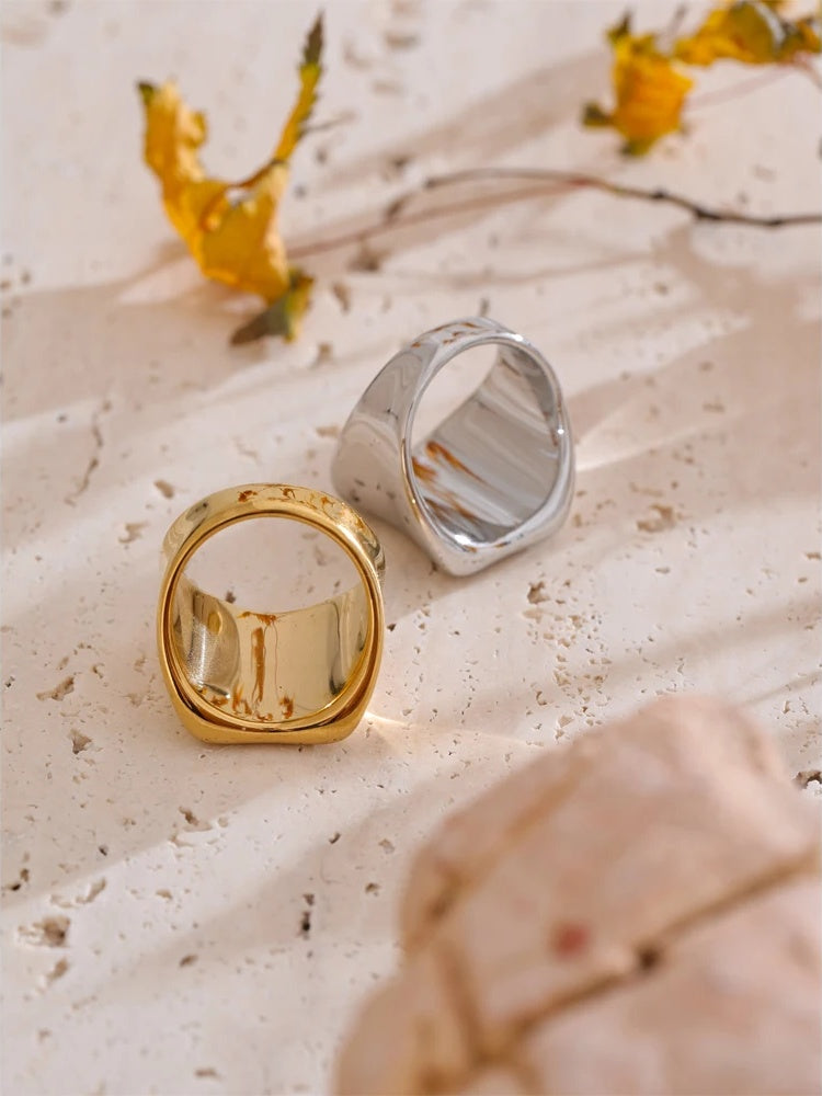 Abstract polished texture minimalist women's ring - product image