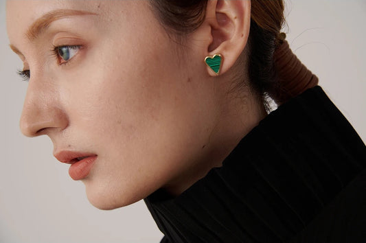 Acrylic shell heart minimalist stud earrings - product image