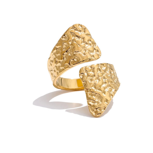 Adjustable hammer modern cast ring - product image