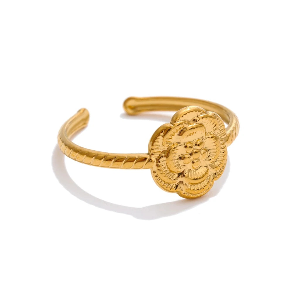 Adjustable metal flower open fashion ring - product image