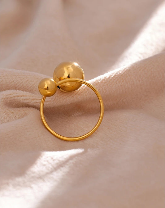 Adjustable modern trendy statement ring - product image