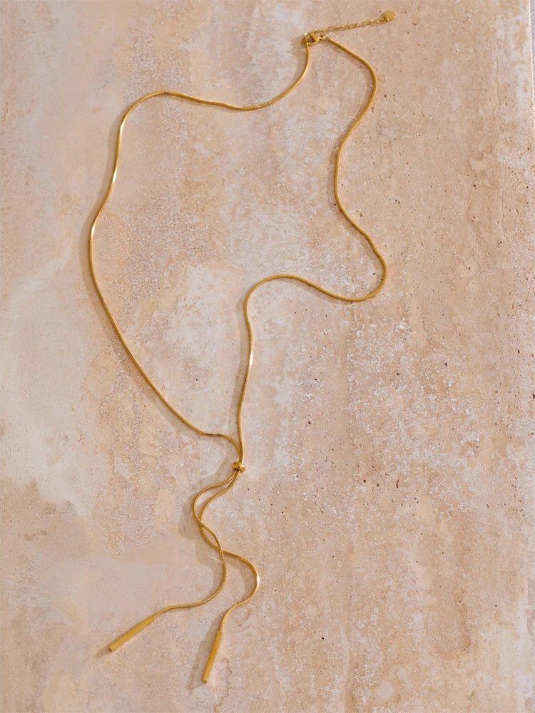 Adjustable smooth minimalist collar necklace - product image